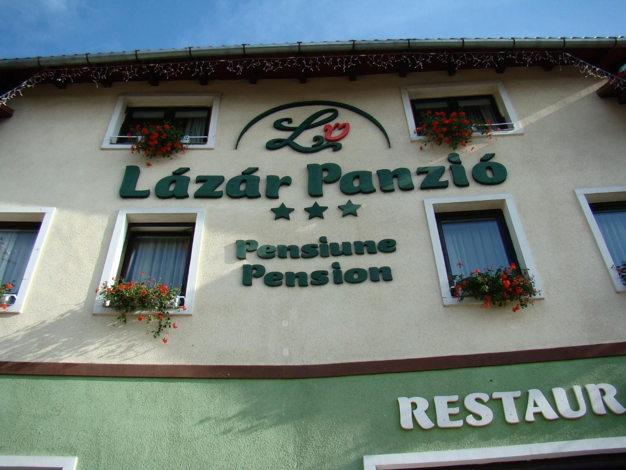 Lazar Pension & Restaurant Gheorgheni  Luaran gambar